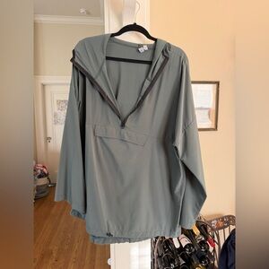 Zella Grey Hooded Sun shirt